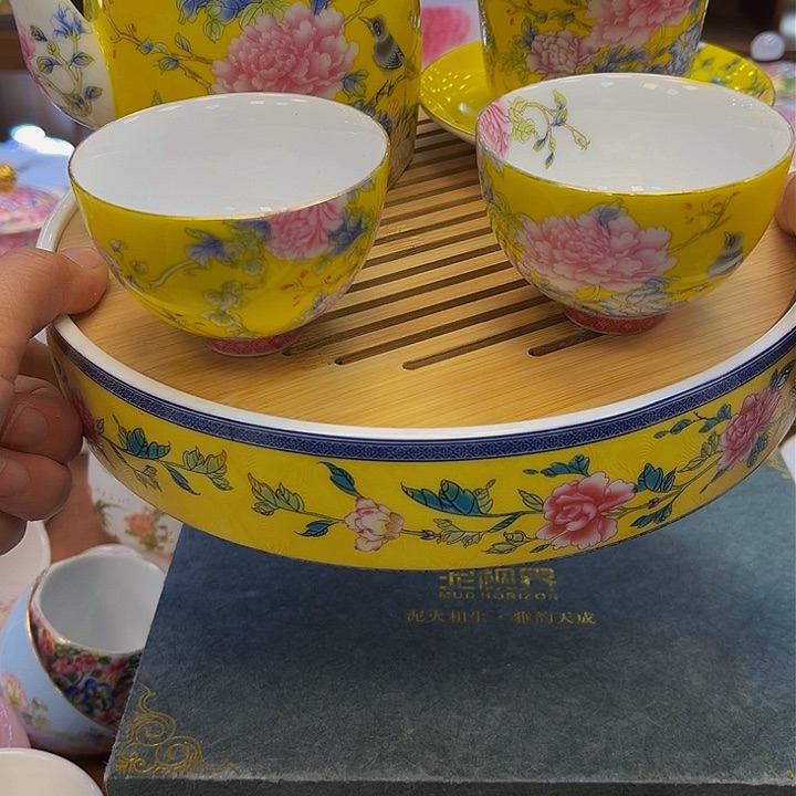 段泥茶杯吧啦吧啦的说了句