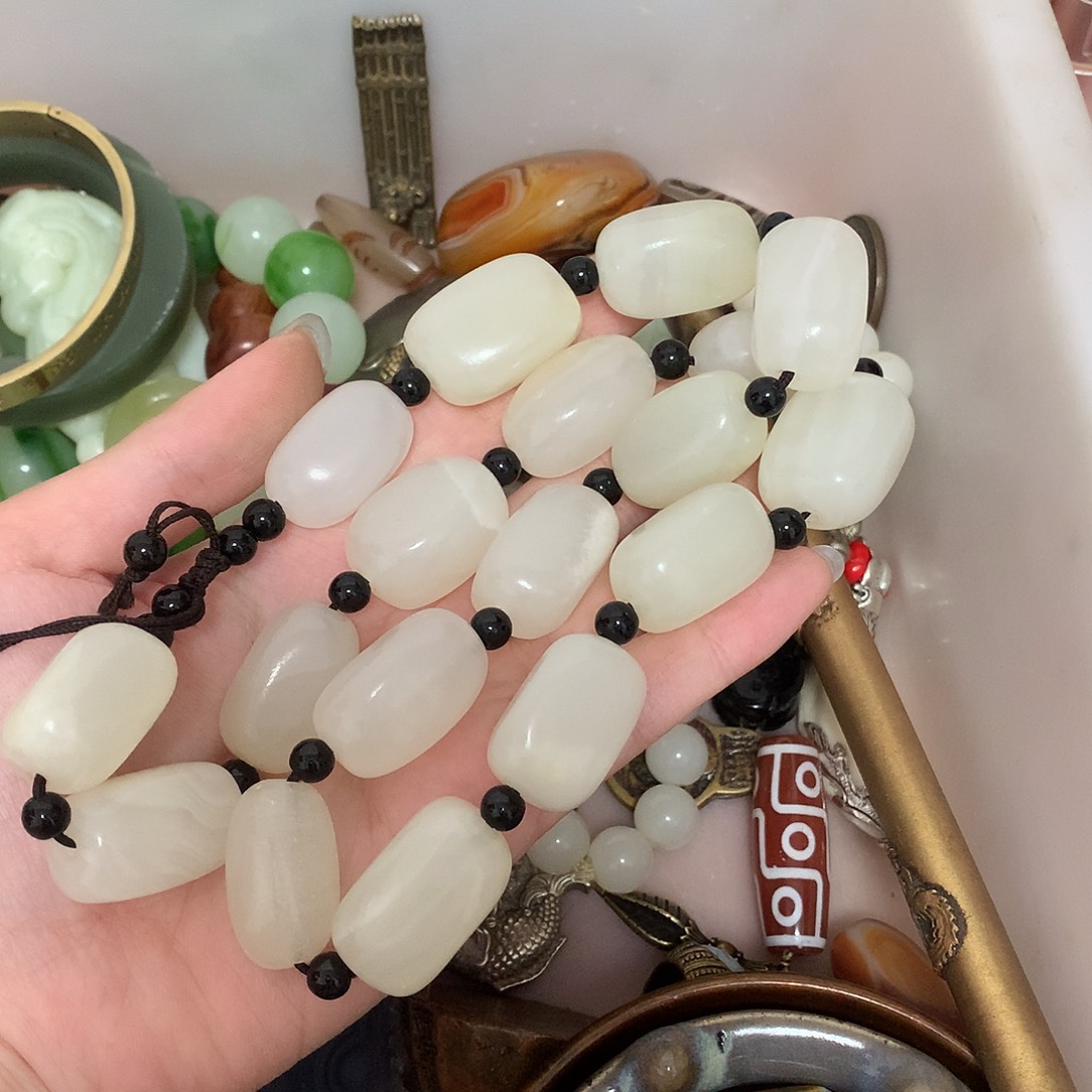 玛瑙/玉髓颈饰合金心*忍