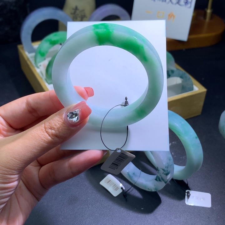 定制翡翠未镶嵌天然翡翠