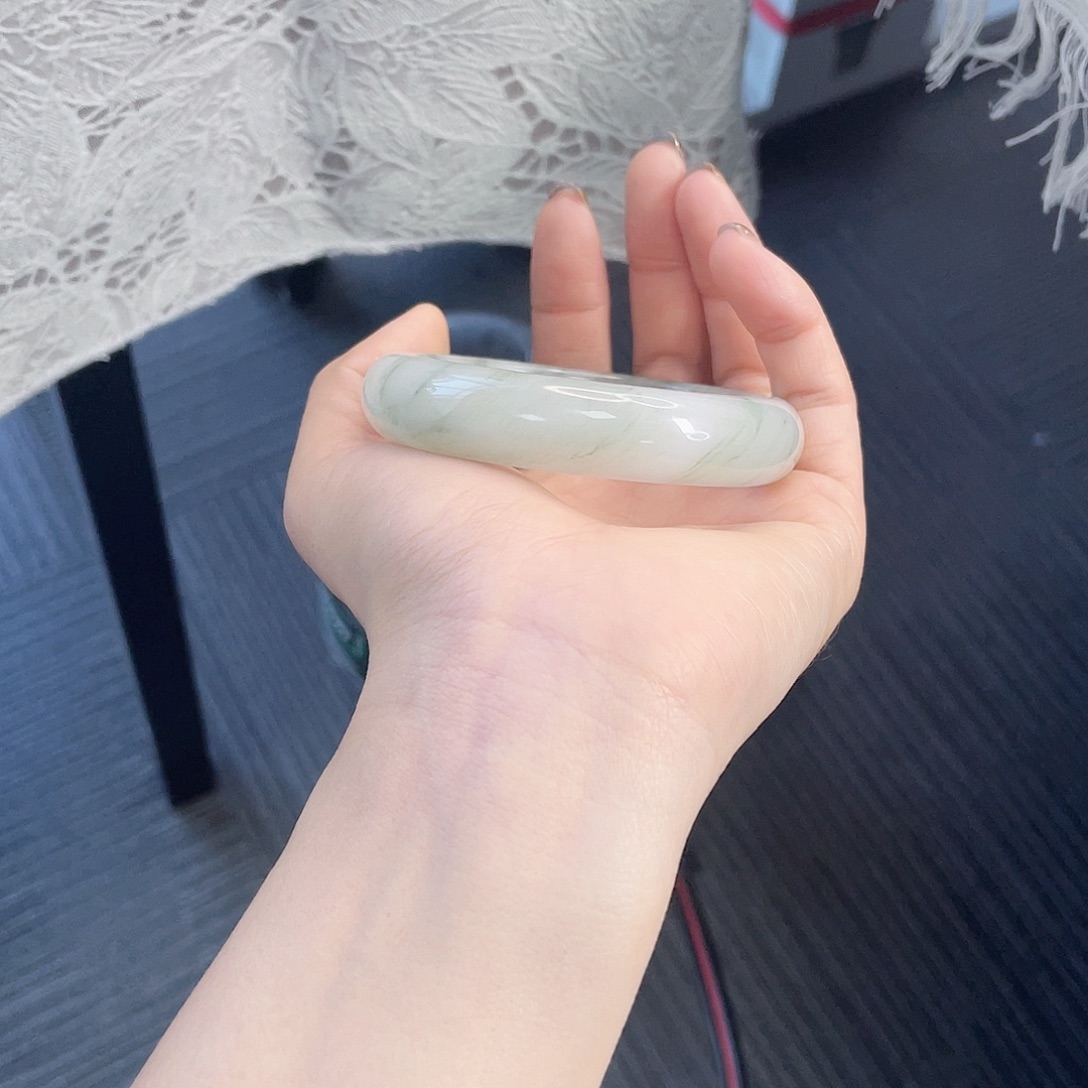 石英质玉未镶嵌手镯077