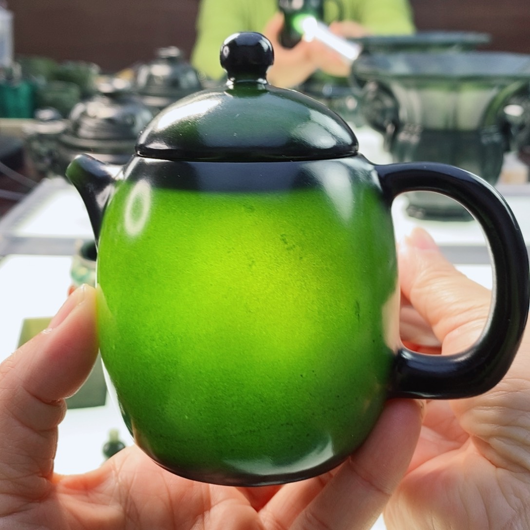 和田玉（青玉）摆件未镶嵌微瑕