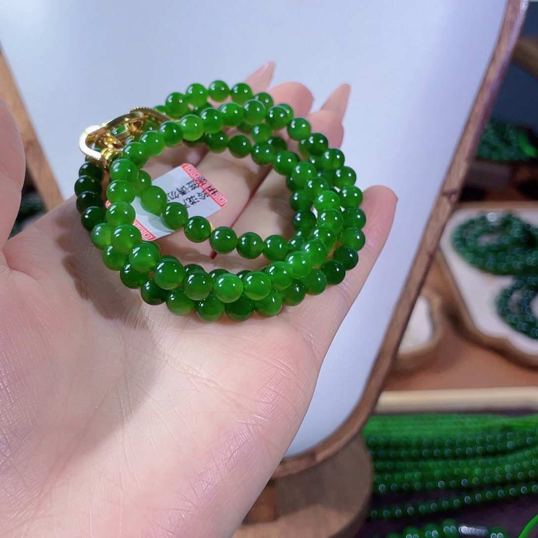 和田玉未镶嵌颈饰6