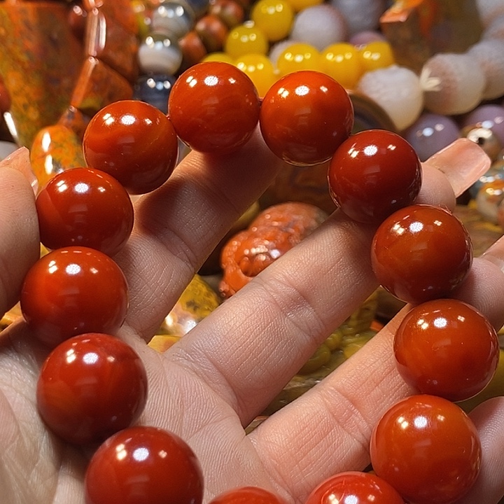 朋***杯玛瑙/玉髓未镶嵌手链