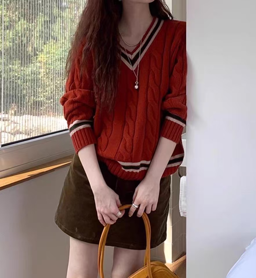 甜粿妹妹复古V领学院风撞色毛衣秋冬宽松套头长袖上衣