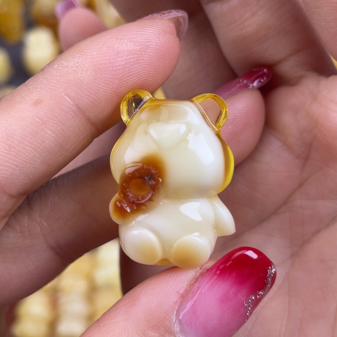 琥珀裸石未镶嵌蜜蜡