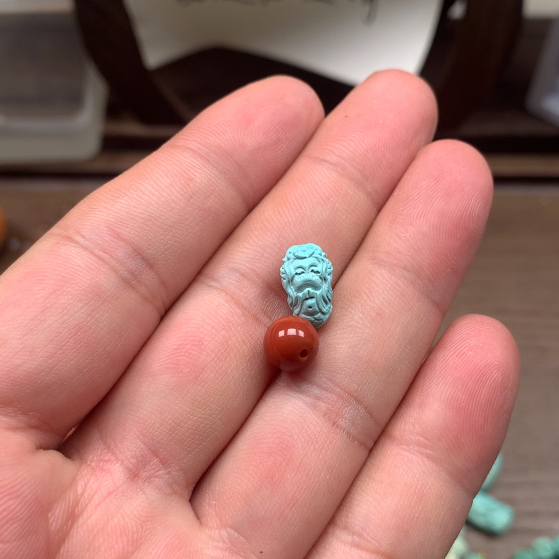 未镶嵌雕刻南红玛瑙