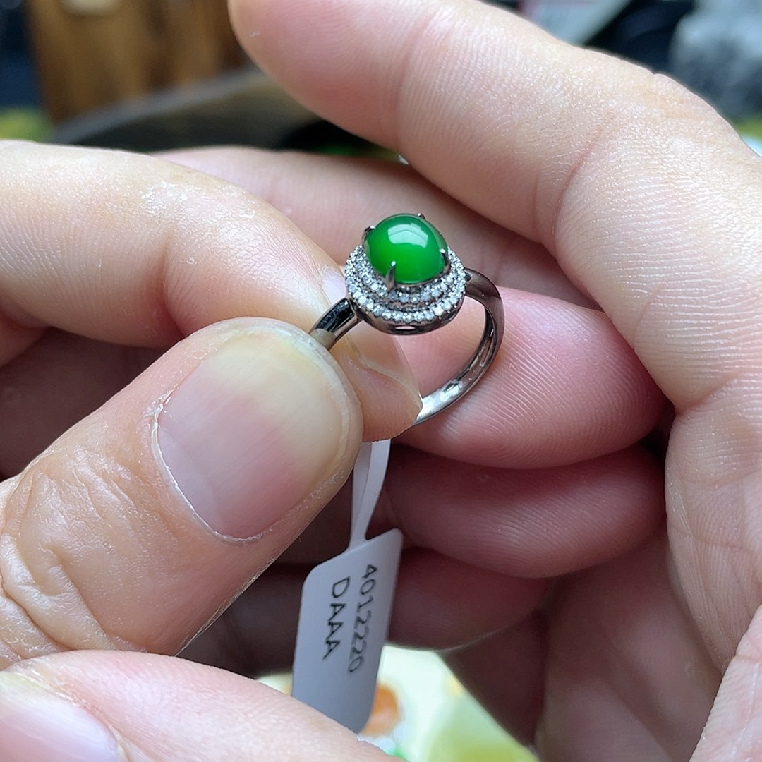 翡翠颈饰18K金镶嵌子*均回流