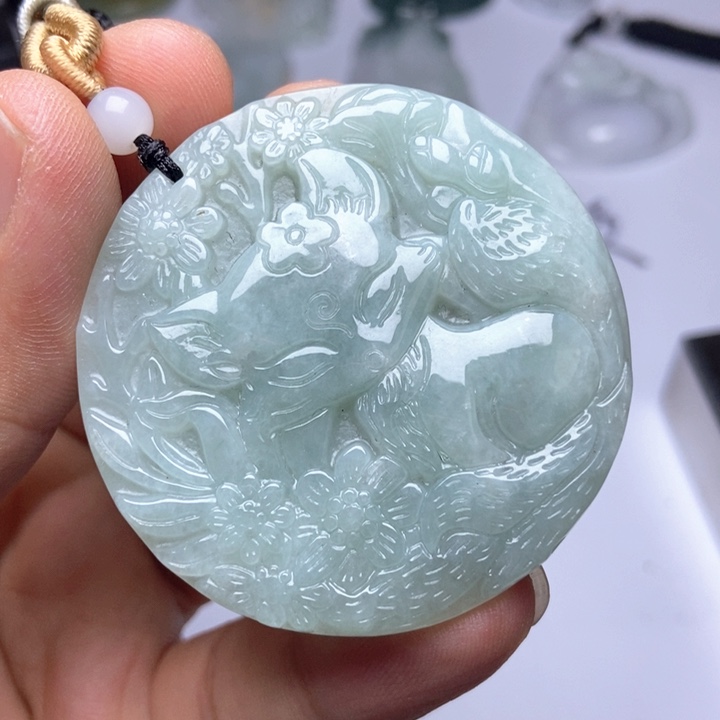 翡翠未镶嵌颈饰翡翠