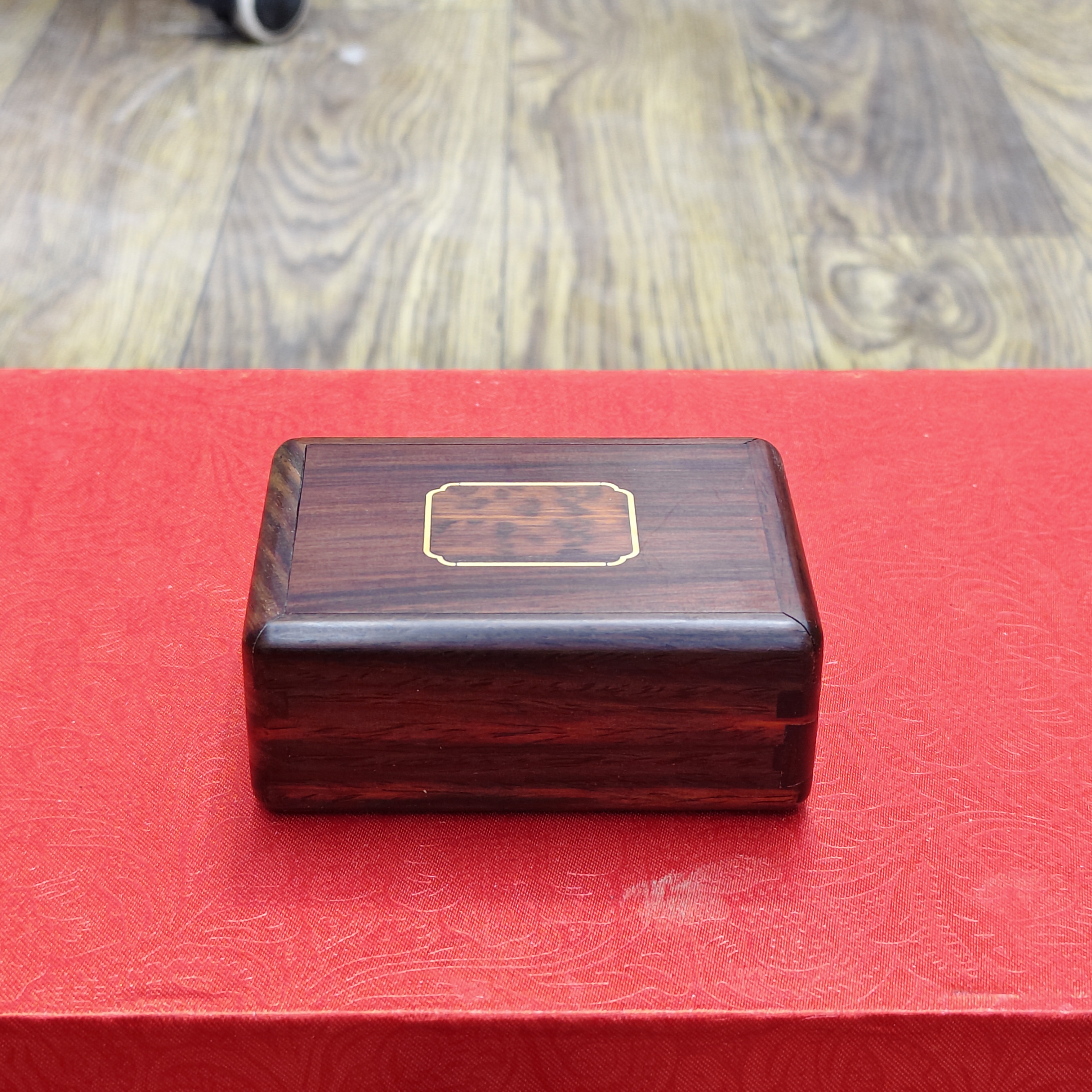 867 大红酸枝嵌蛇纹木9*6.5*4小号鲁班机关盒饰品盒