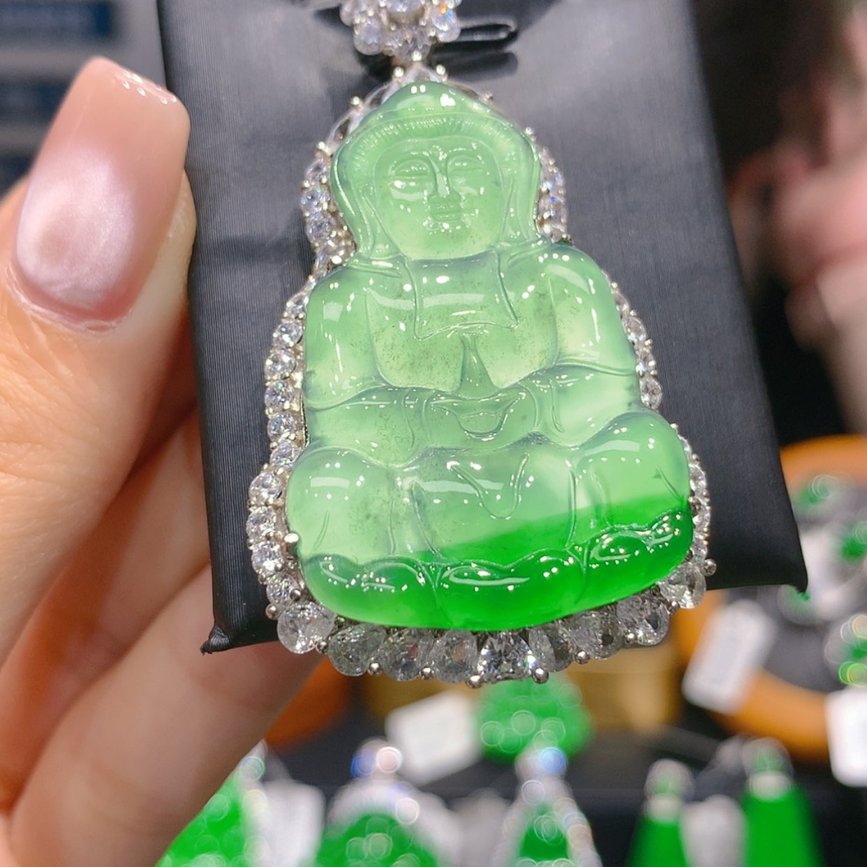 【闪购商品】颈饰银S925镶嵌翡翠61柒姐