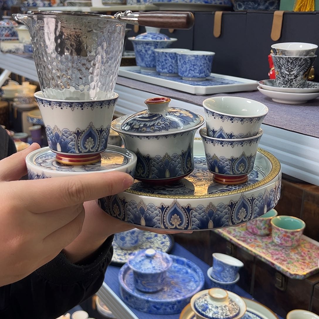 我们的目标是成为一个优秀的人