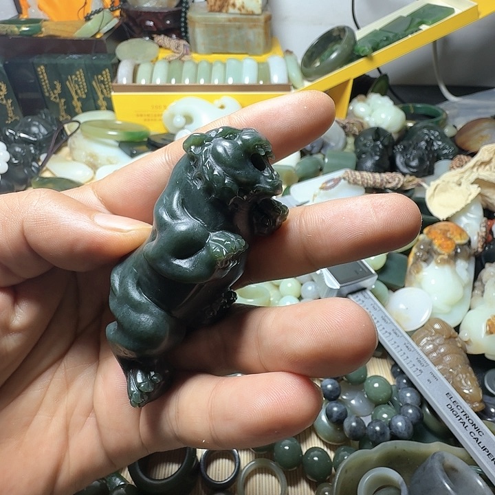 和田玉（糖玉）颈饰未镶嵌和*玉