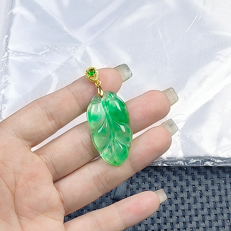 【聚宝严选】083绿飘花叶子吊坠妈妈款精致精美气质百搭
