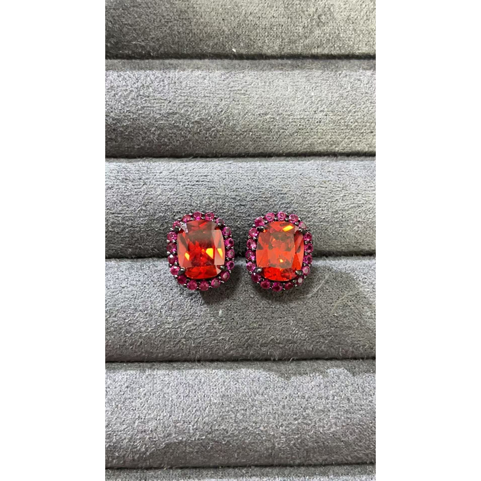  福玺甄选红圆红耳钉7608