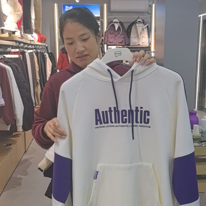 套头款连帽加绒卫衣 拼接设计