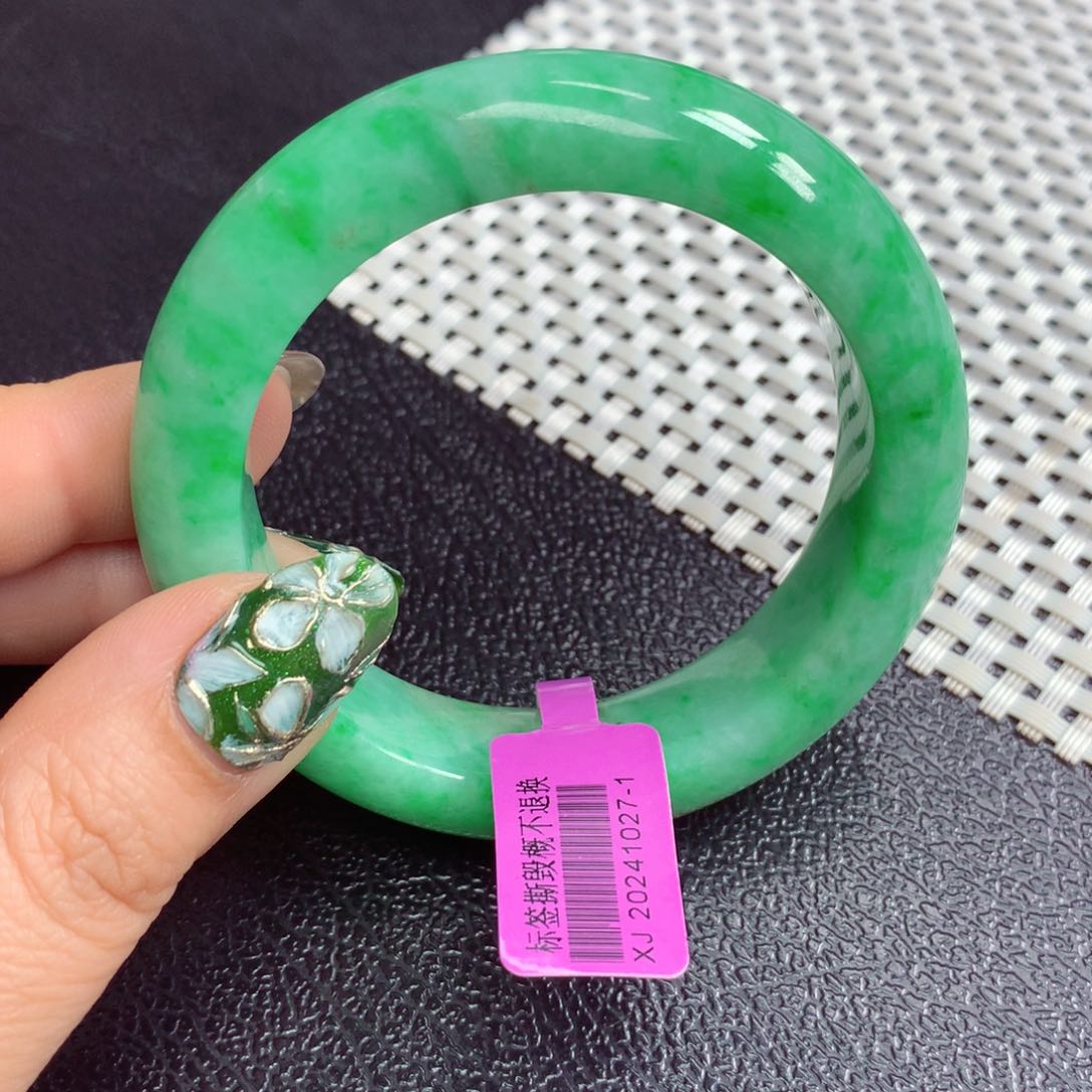 翡翠未镶嵌手镯…*缅甸