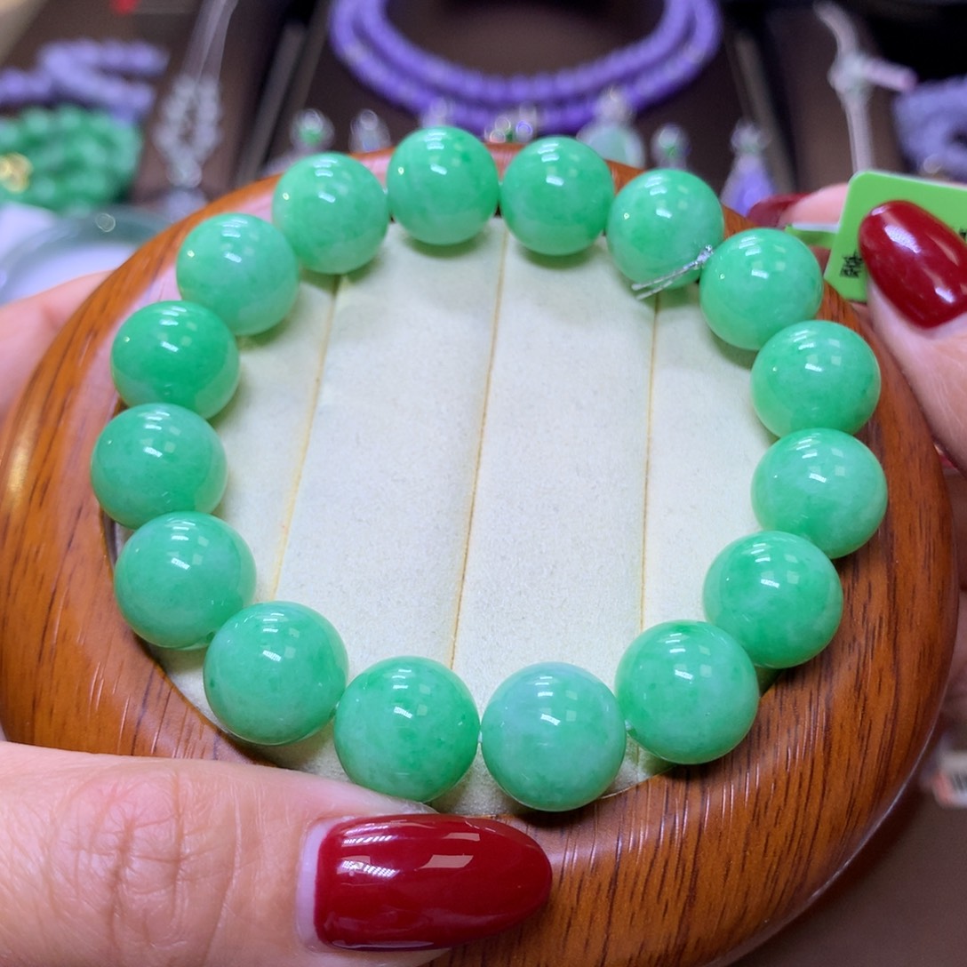 【闪购商品】翡翠颈饰未镶嵌翡翠