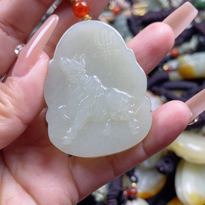 和田玉颈饰未镶嵌双面