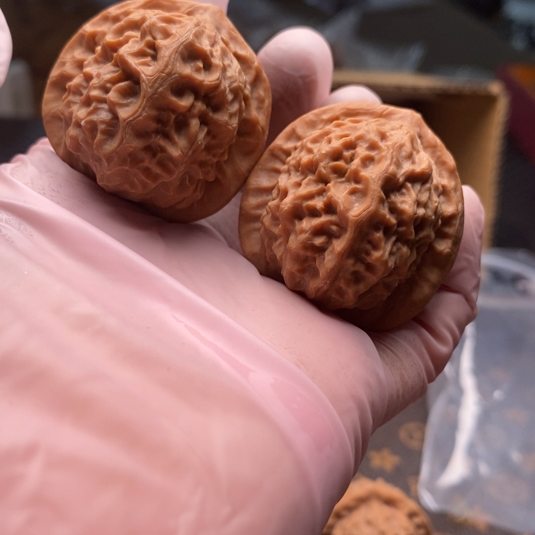 文玩核桃把件瓷娃娃36尺
