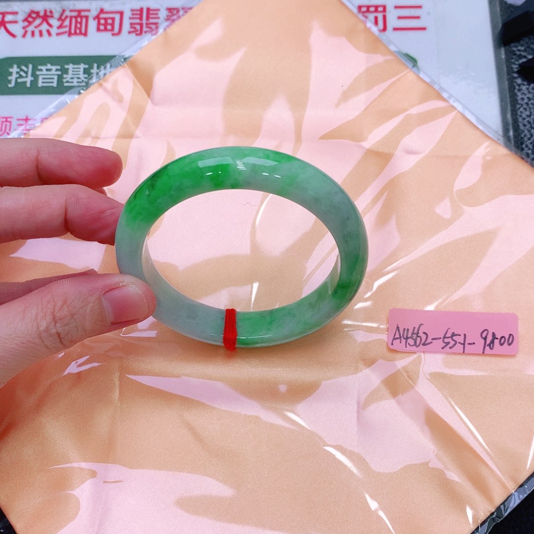 未镶嵌手镯翡翠缅甸翡翠手镯