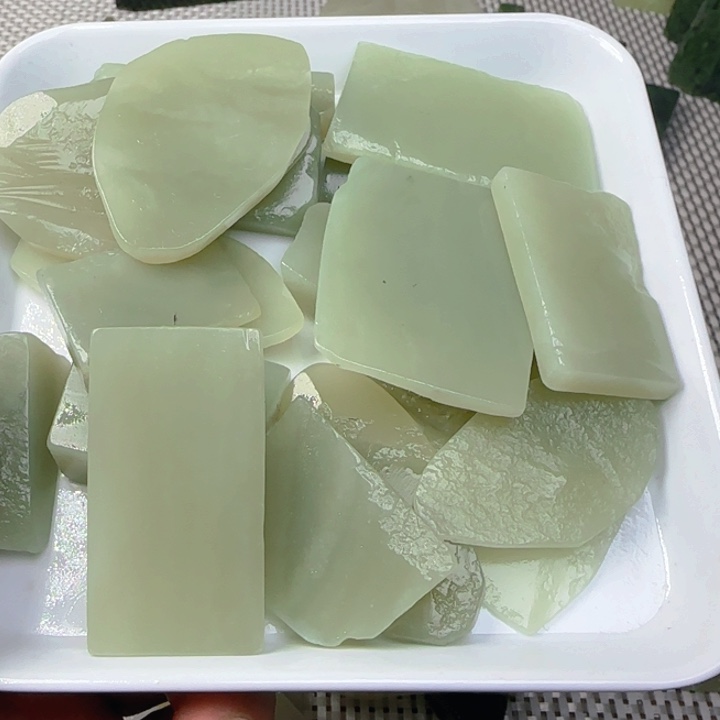 未镶嵌和田玉珠宝半成品