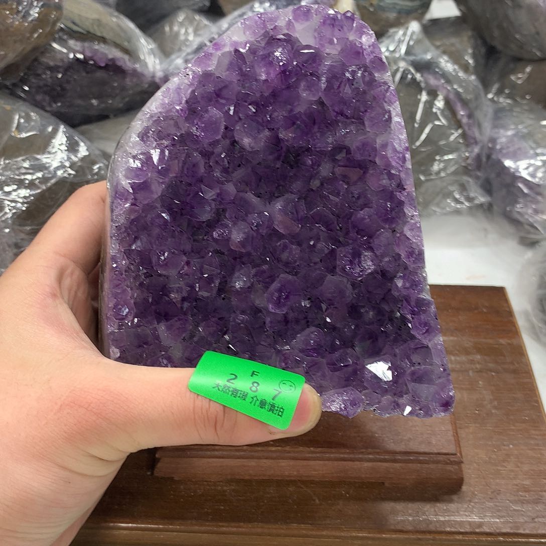 紫晶大型摆件（非配饰）未镶嵌