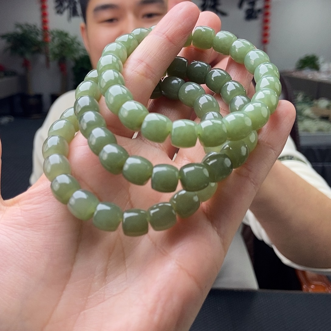 和田玉颜色多样性发拍一发一未镶嵌