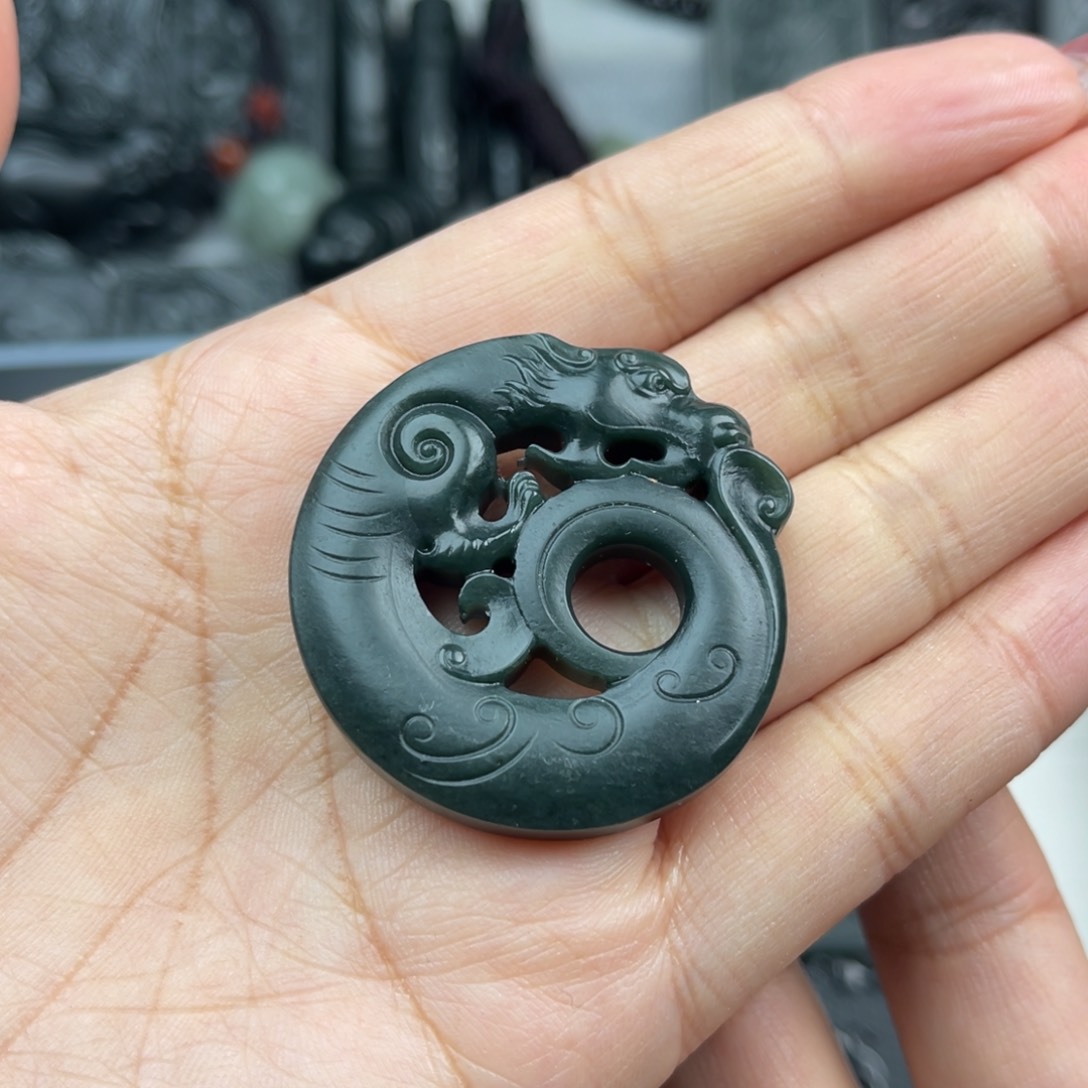 和田玉颈饰未镶嵌C****i