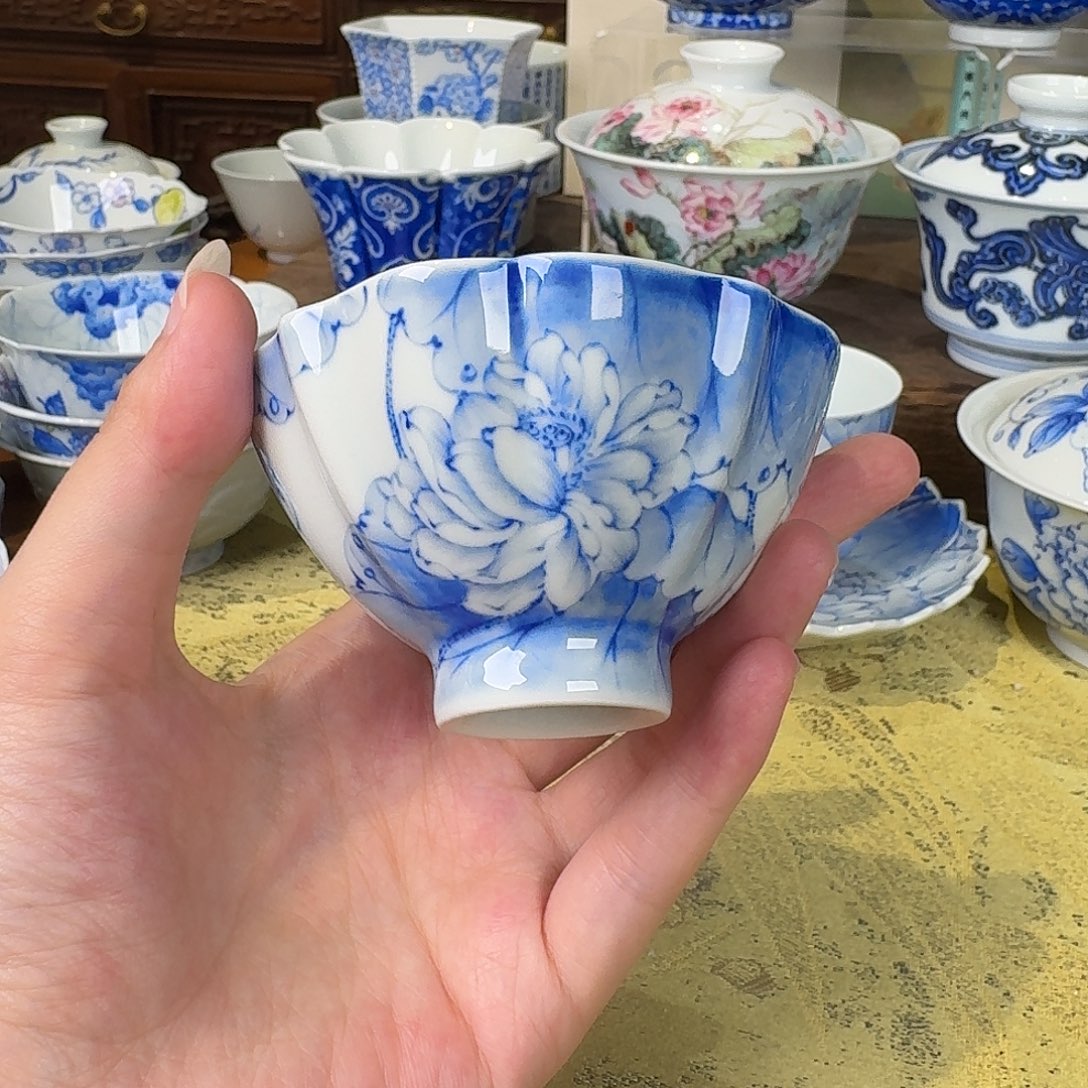 青樵轩荷花四方杯花口