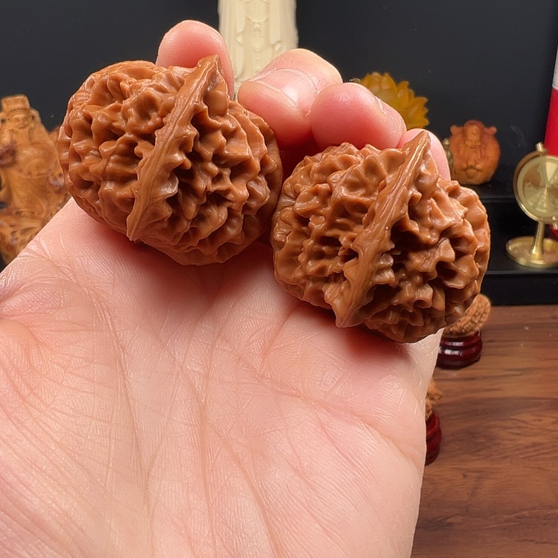 文玩核桃吊坠36全品秦闷