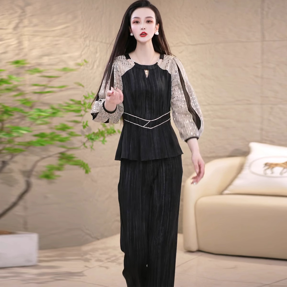 时尚拼接套装女2025春B新款洋气显瘦减龄长袖上衣阔腿裤两件套裤