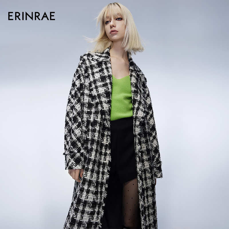 ERINRAE/艾琳睿冬季新品黑白格纹大衣时尚外套EF464175PL92