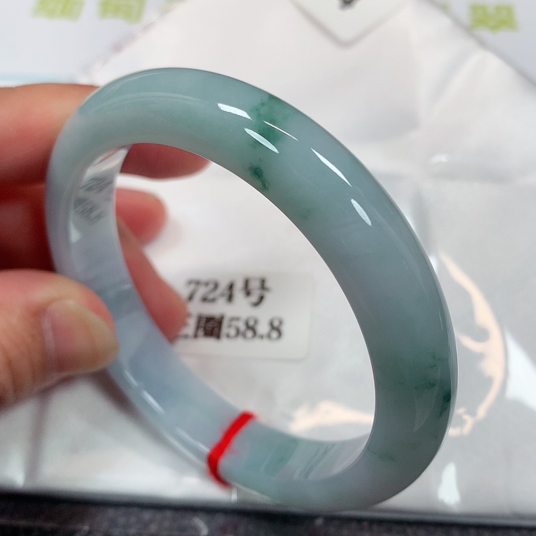 【闪购商品】未镶嵌手镯翡翠724号