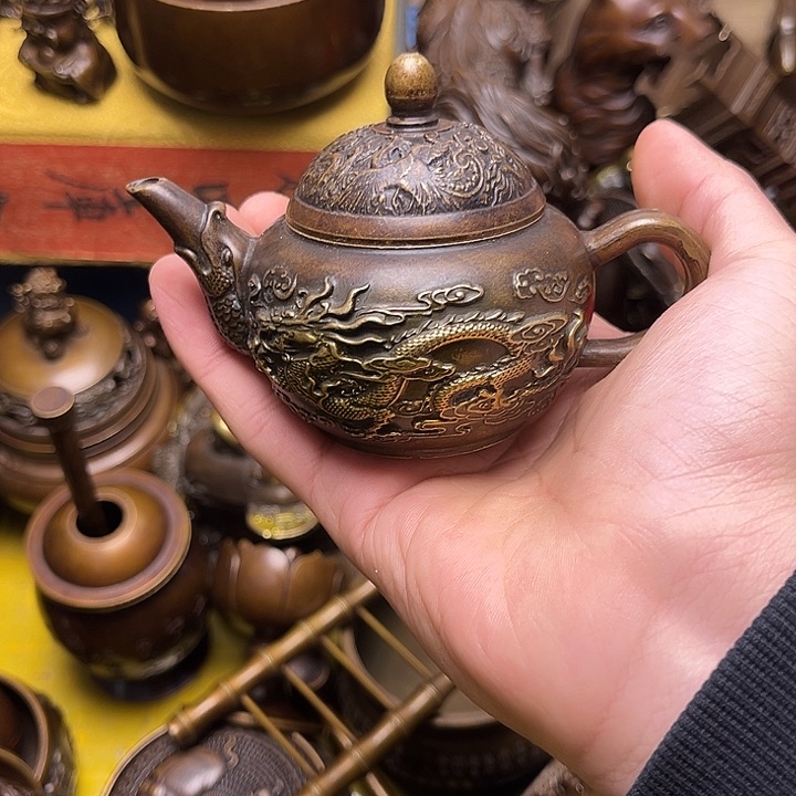 精美铜器点击下单