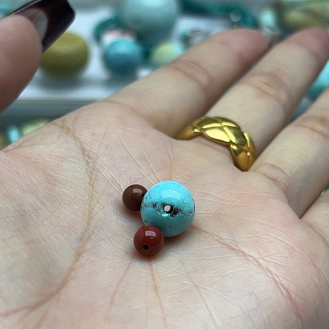 南红玛瑙未镶嵌珠宝奇石