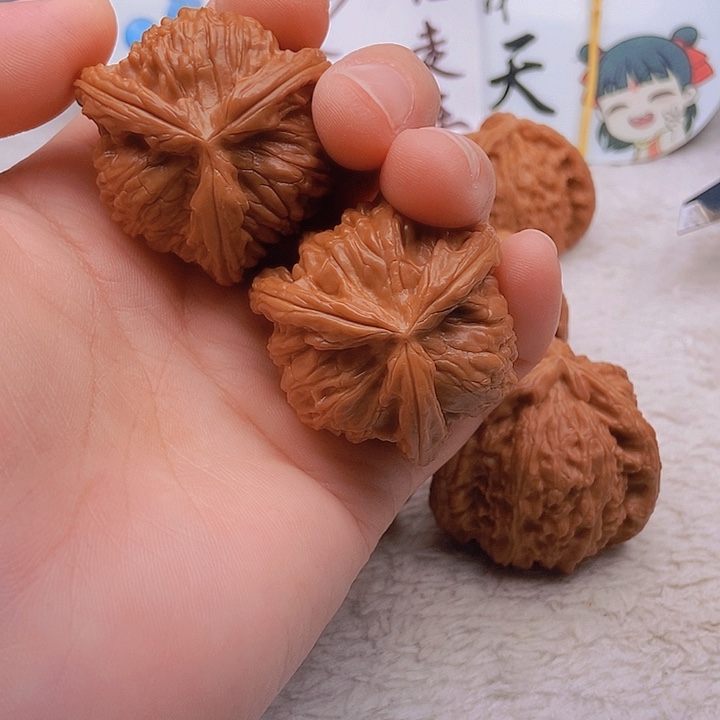 吊坠文玩核桃西**人三棱