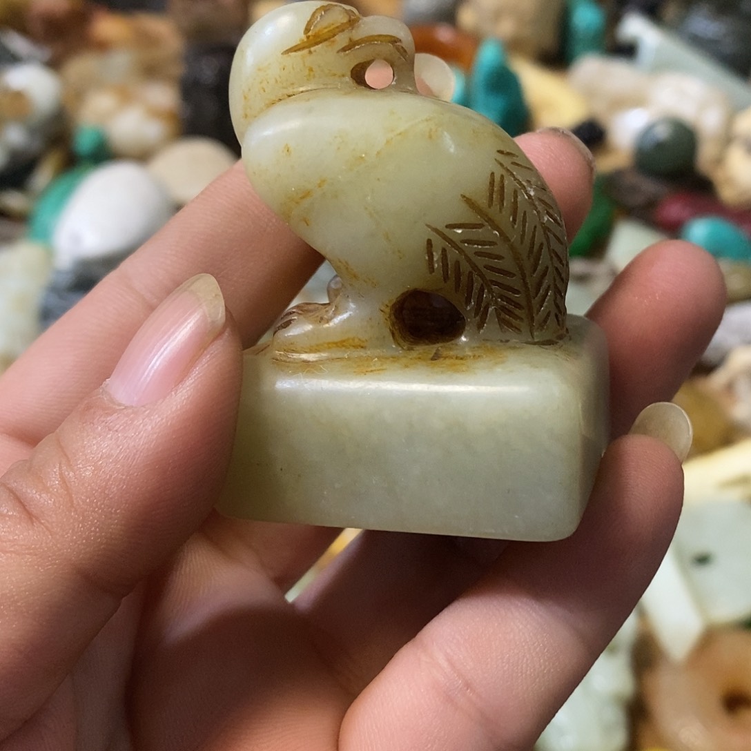 和田玉（糖玉）未镶嵌挂件