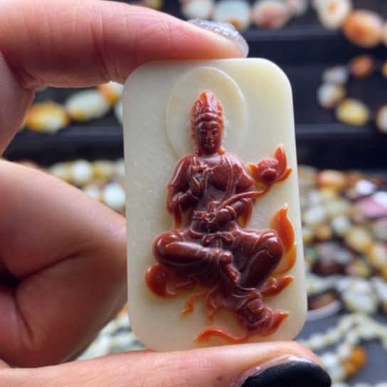 和田玉颈饰未镶嵌