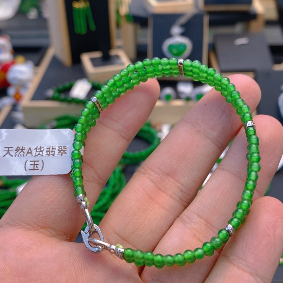 翡翠颈饰未镶嵌卡3