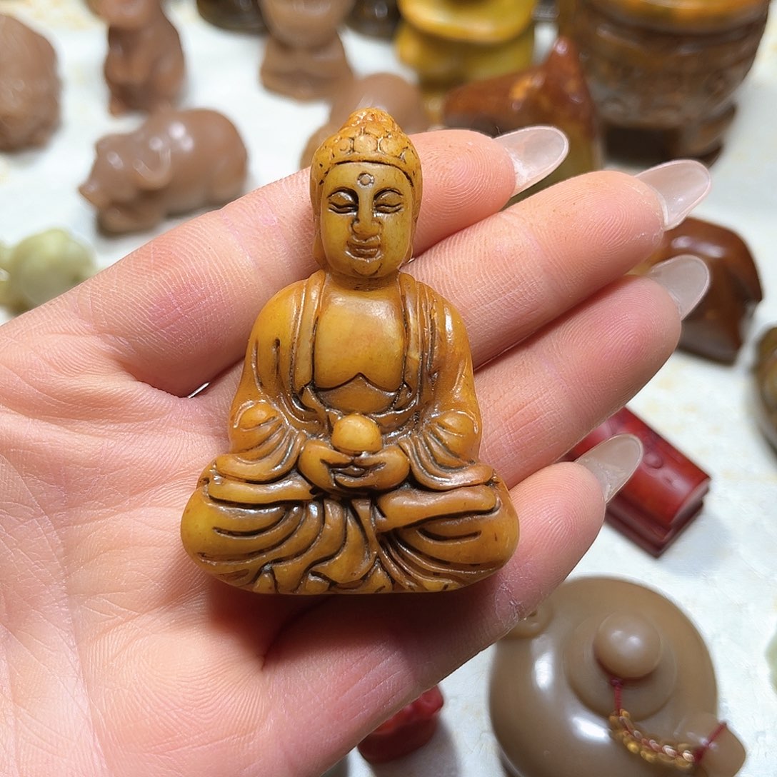 白玉菩提吊坠白玉菩提吊坠