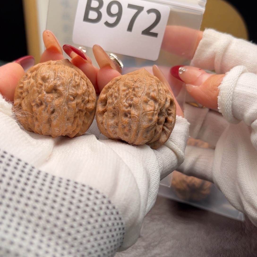 文玩核桃把件37水晶锤b 972