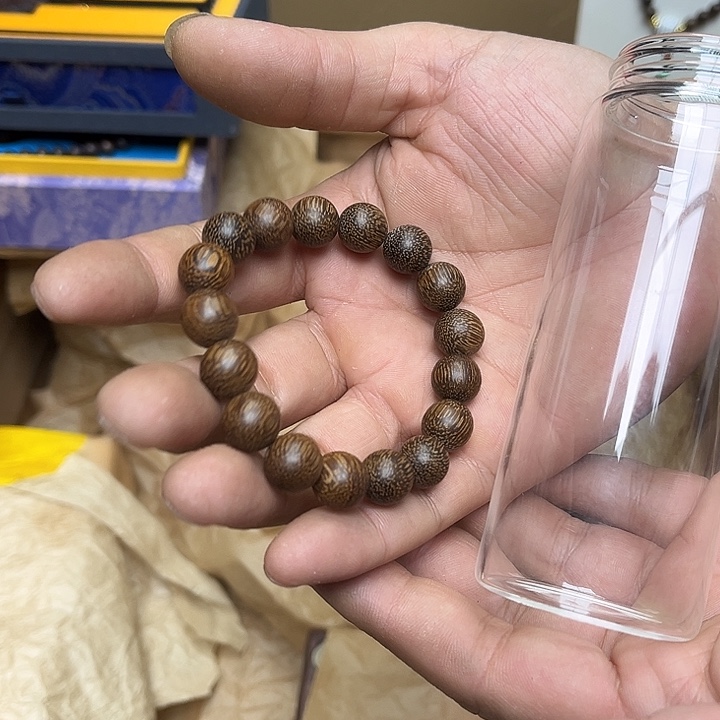 大叶紫檀（黑酸枝木类）