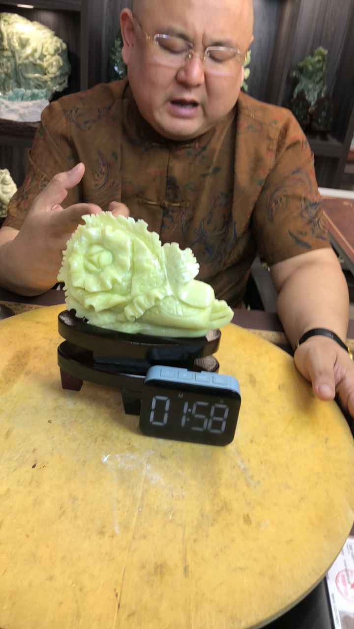 蛇纹石玉（覆膜）摆件原创作品。