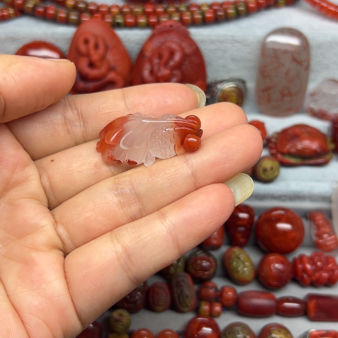 南红玛瑙未镶嵌配饰