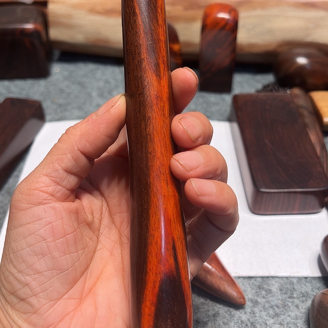 交趾黄檀（大红酸枝）水****路