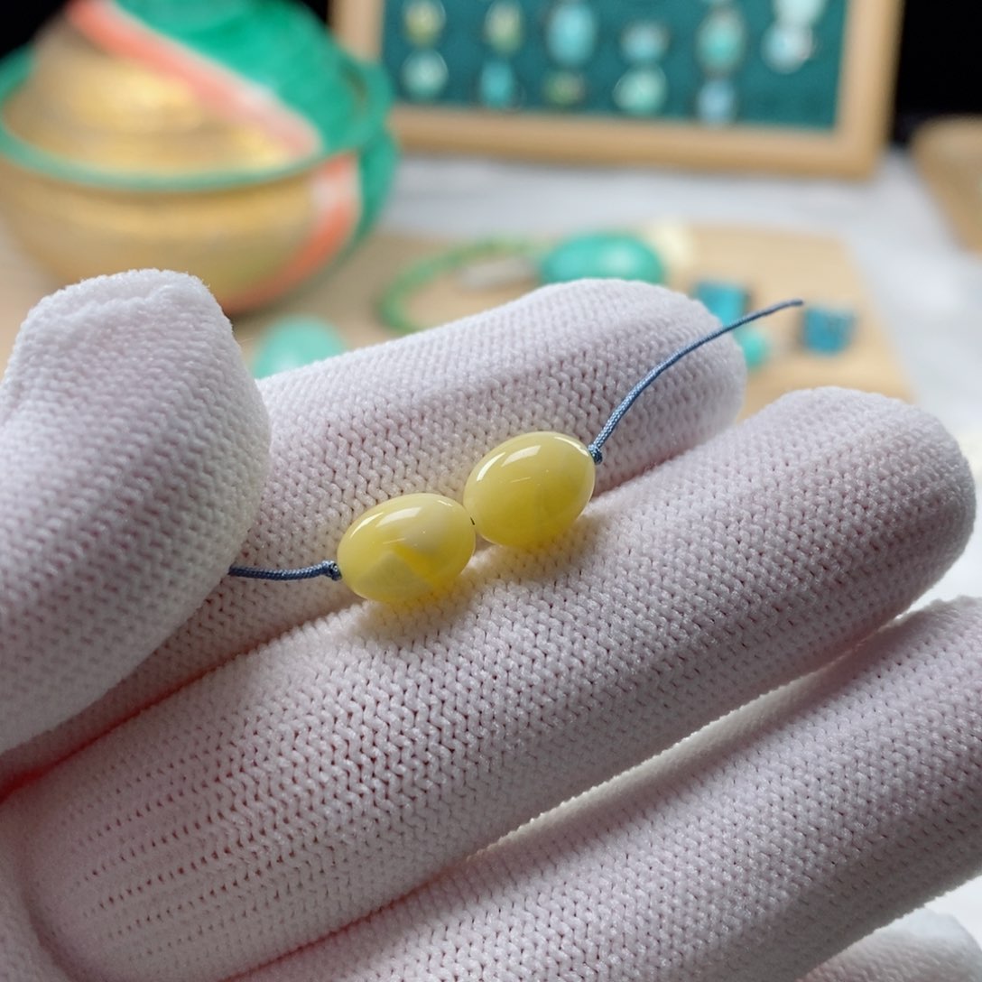 琥珀颈饰未镶嵌琥珀蜜蜡