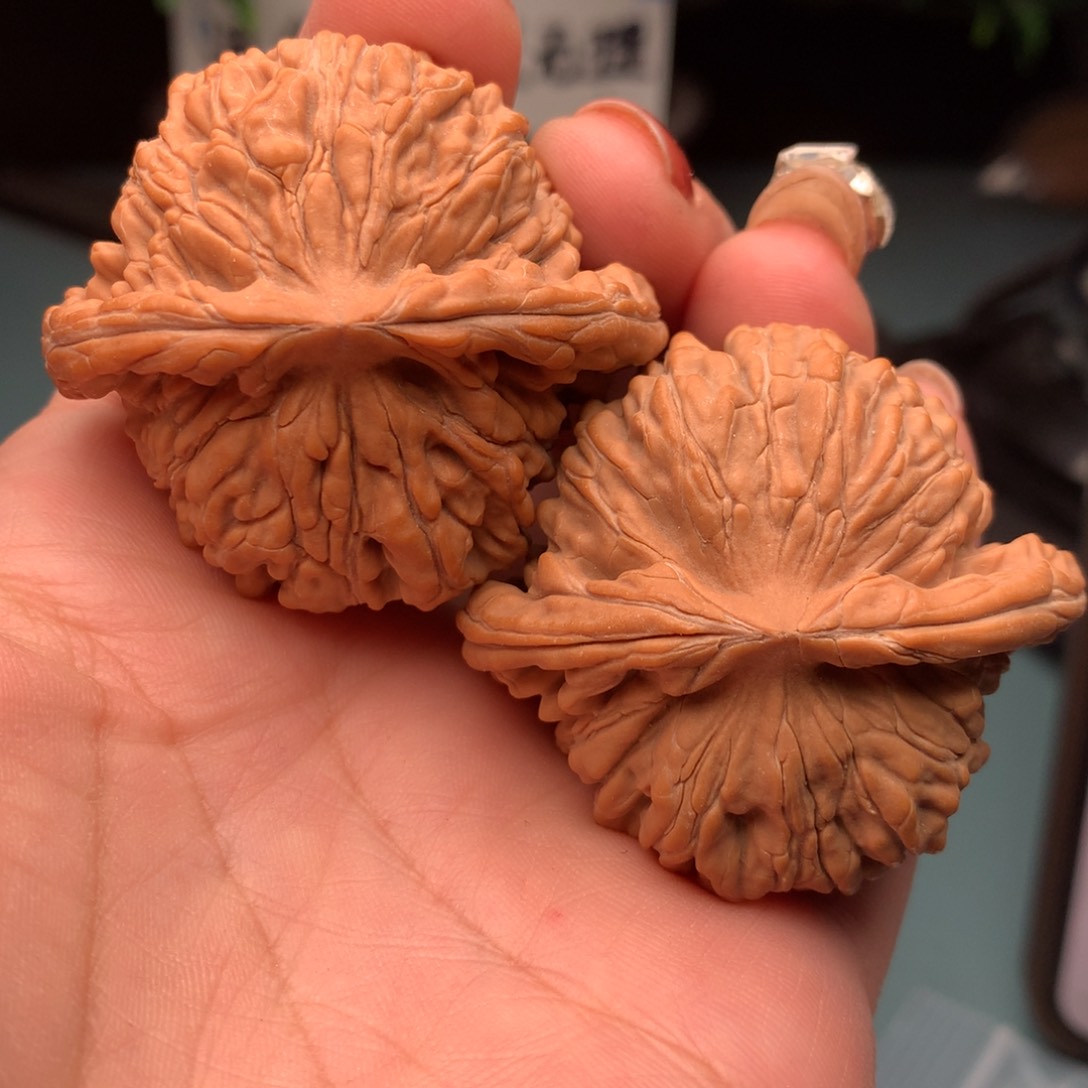 文玩核桃把件8*篓子24