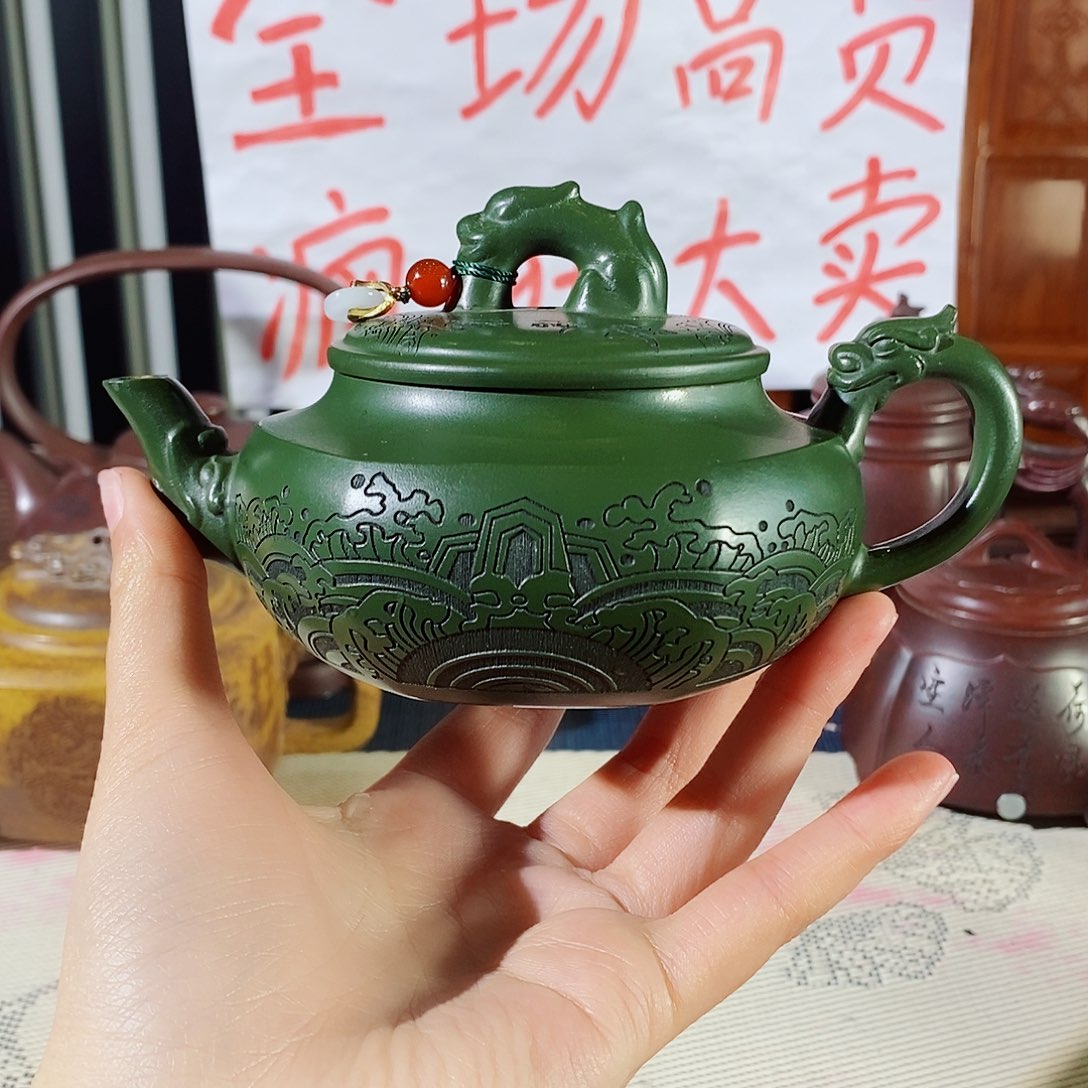 紫砂茶壶哈哈哈哈过