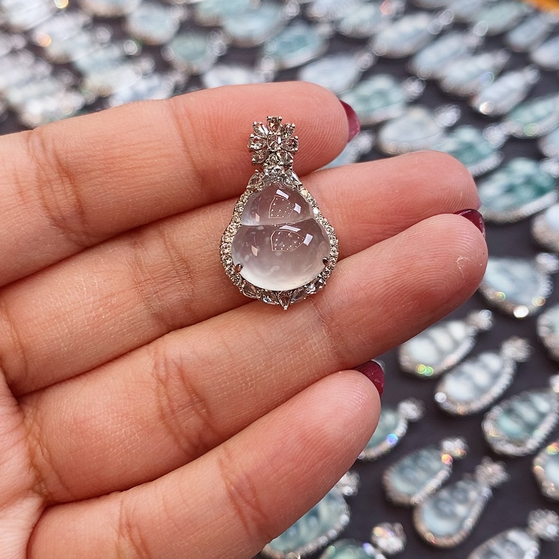 翡翠颈饰未镶嵌天然缅甸a货翡翠