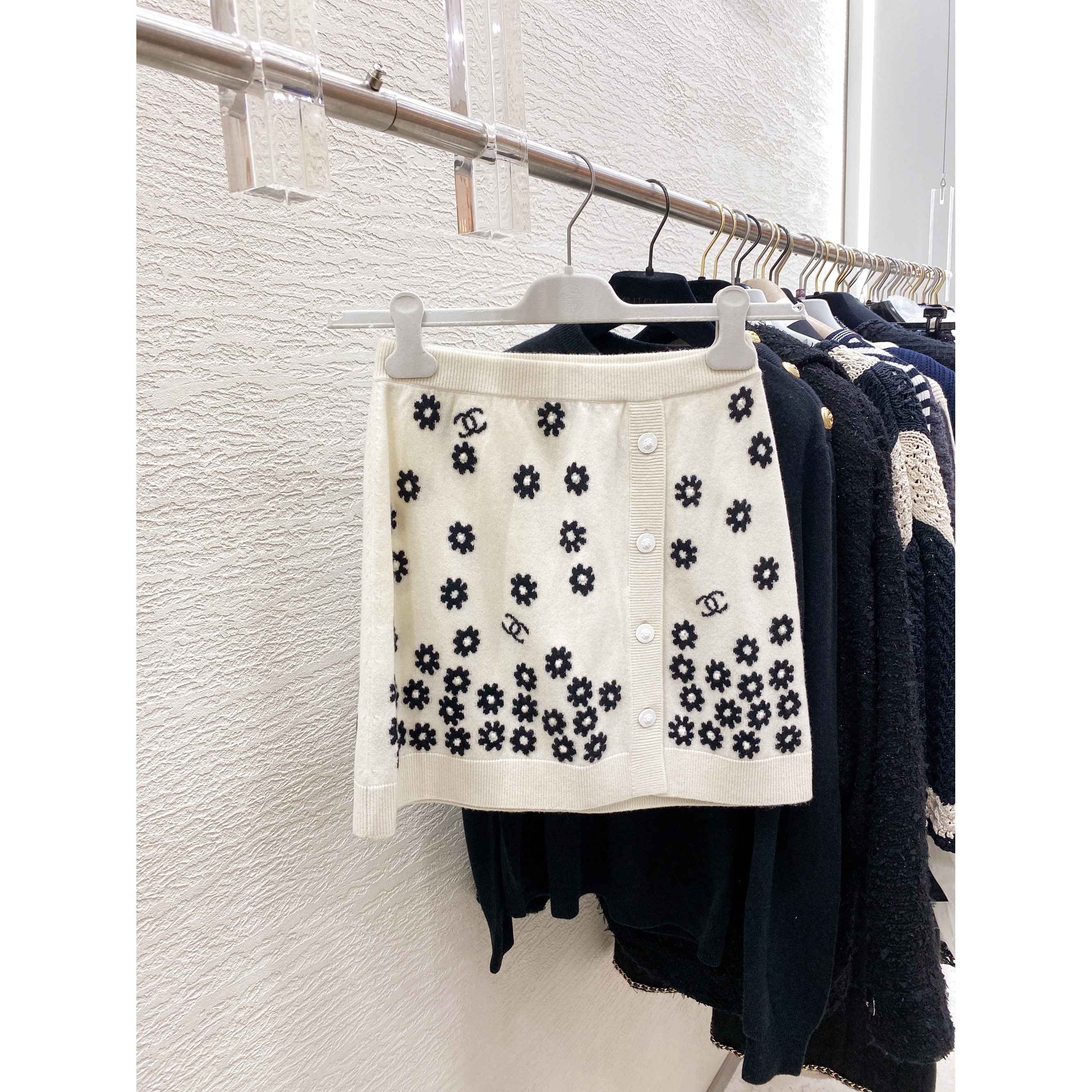 99新 Chanel/香奈儿 Chanel米白色小雏菊羊绒经典logo双C半身裙 